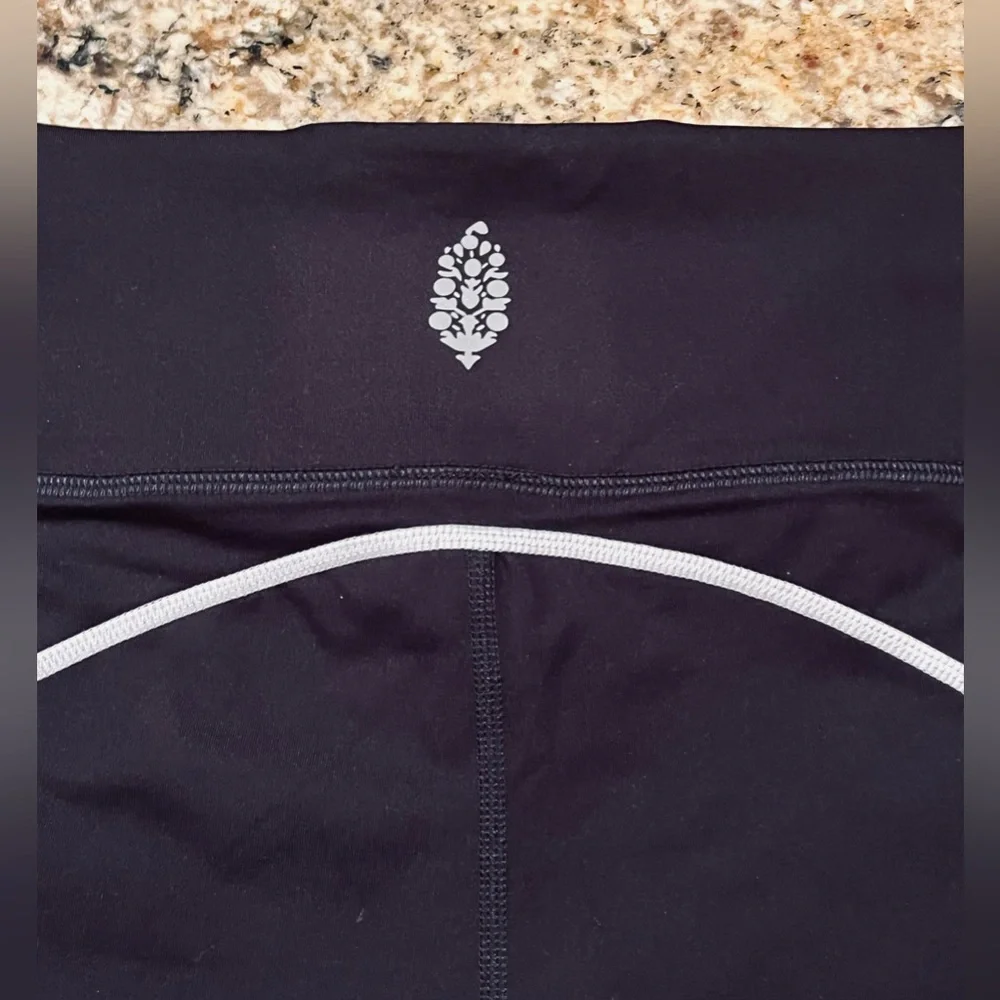 NWT Free People You're A Peach Shorty Shorts